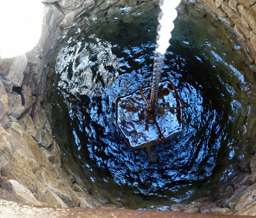 God Is Giving Springs of Living Water In Place of Broken Cisterns ...